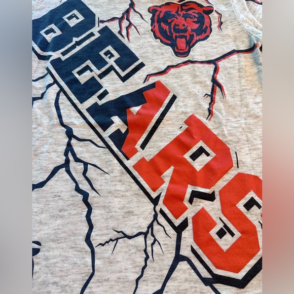 NFL BEARS Short Sleeve Lightening Graphic Tee Medium 10-12 - Picture 7 of 7